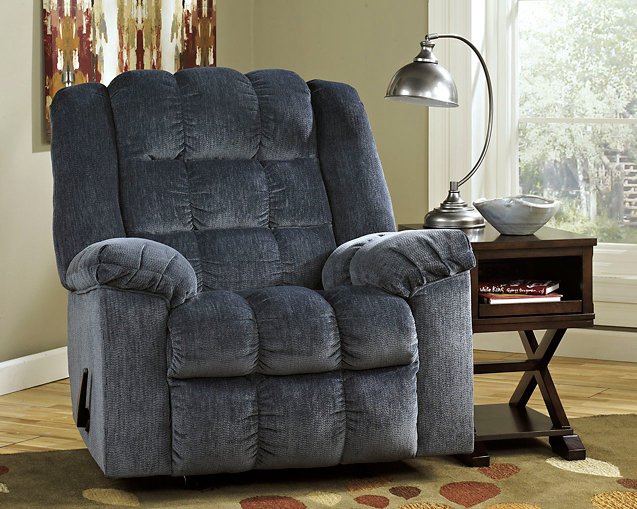 Ludden Recliner - Affordable Home Luxury