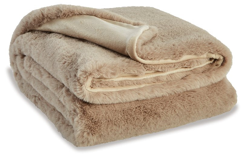 Gariland Throw (Set of 3) - Affordable Home Luxury