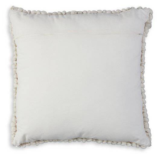 Aavie Pillow - Affordable Home Luxury