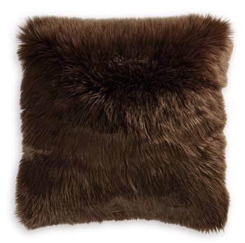 Bellethrone Pillow - Affordable Home Luxury