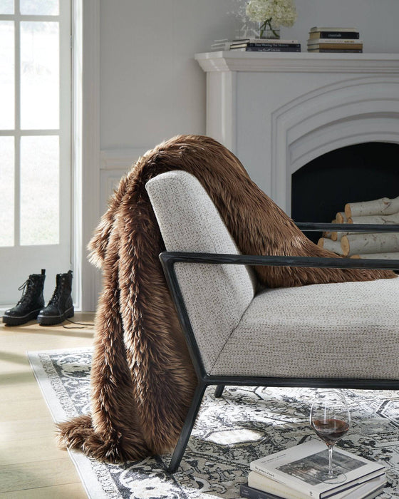 Bellethrone Throw - Affordable Home Luxury