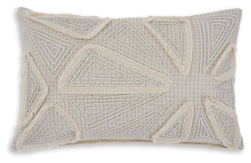 Irvetta Pillow (Set of 4) image