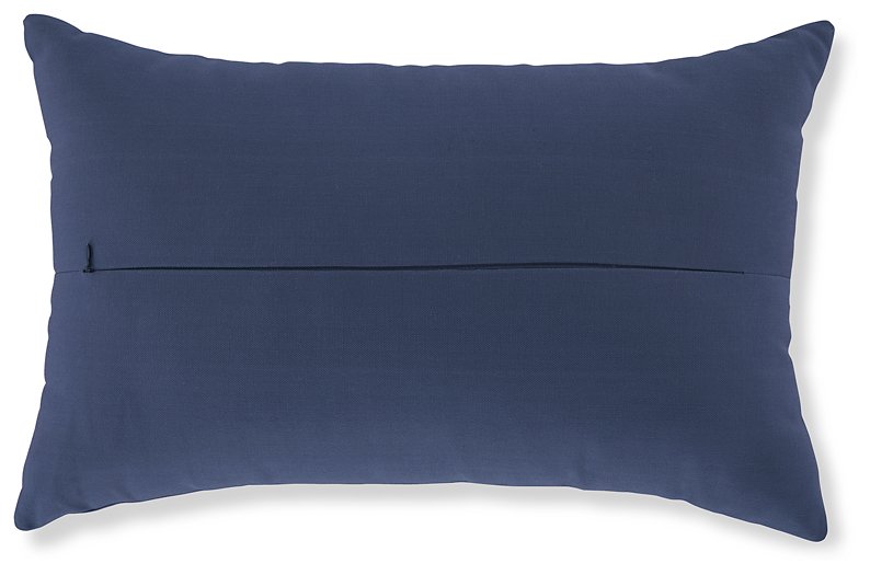 Velvetley Pillow - Affordable Home Luxury