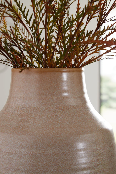 Millcott Vase - Affordable Home Luxury