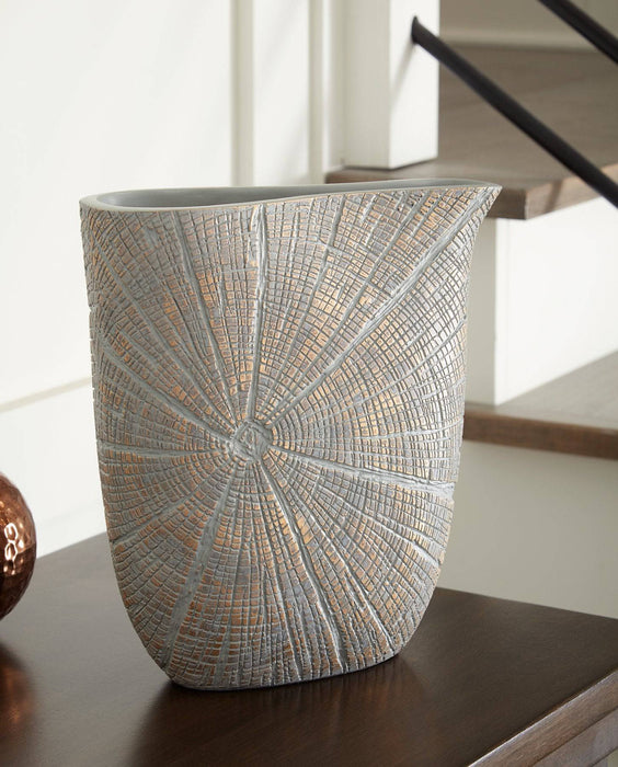 Ardenley Vase - Affordable Home Luxury