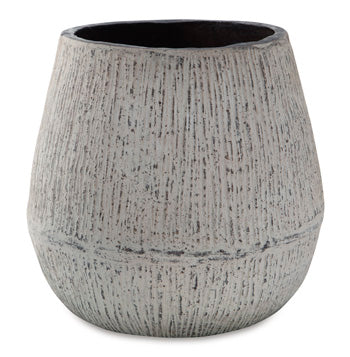 Claymount Vase - Affordable Home Luxury