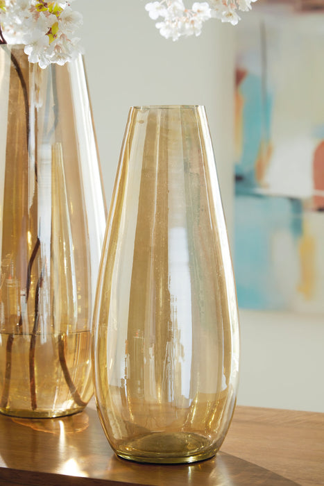 Rhettman Vase - Affordable Home Luxury