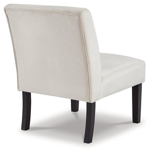 Hughleigh Accent Chair - Affordable Home Luxury