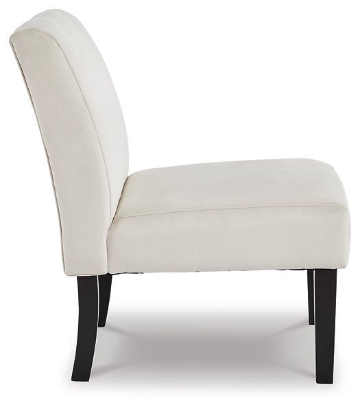 Hughleigh Accent Chair - Affordable Home Luxury