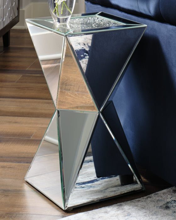 Gillrock Accent Table - Affordable Home Luxury