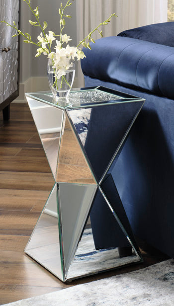 Gillrock Accent Table - Affordable Home Luxury