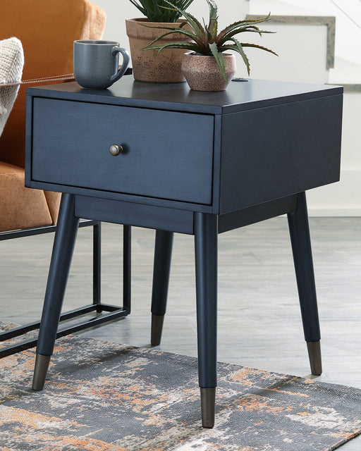 Paulrich Accent Table - Affordable Home Luxury