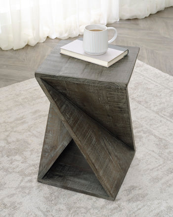 Zalemont Accent Table - Affordable Home Luxury