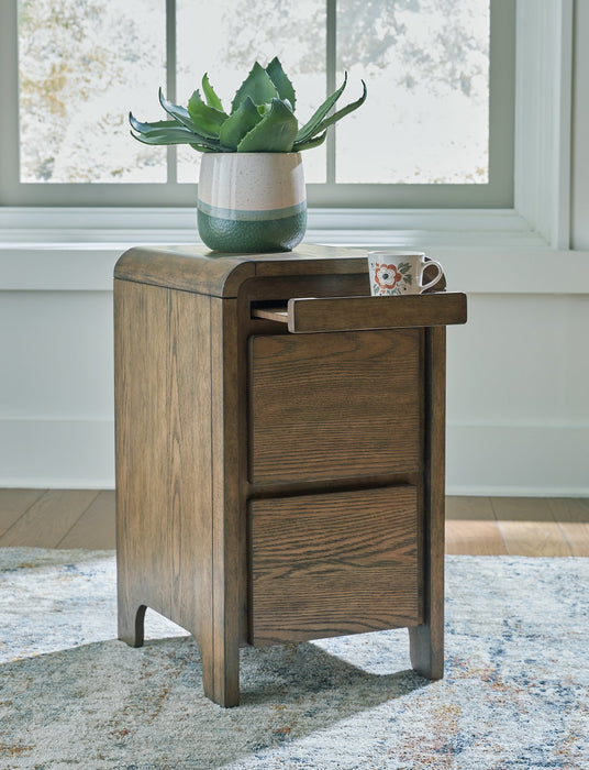 Jensworth Accent Table - Affordable Home Luxury