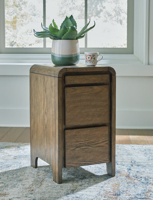 Jensworth Accent Table - Affordable Home Luxury