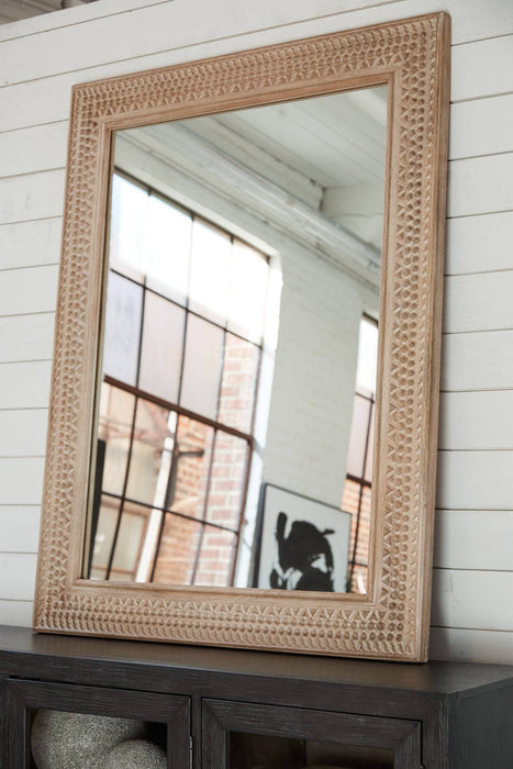 Belenburg Accent Mirror - Affordable Home Luxury