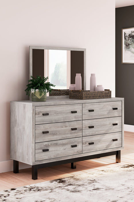 Vessalli Dresser and Mirror - Affordable Home Luxury