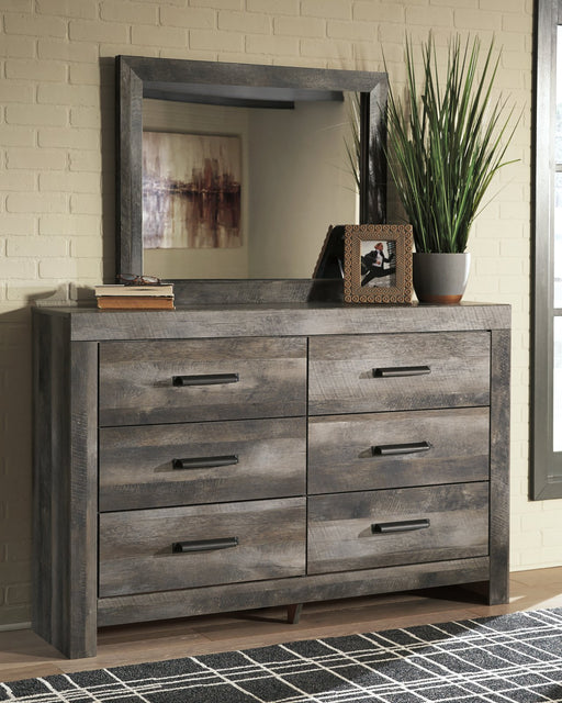 Wynnlow Dresser and Mirror - Affordable Home Luxury