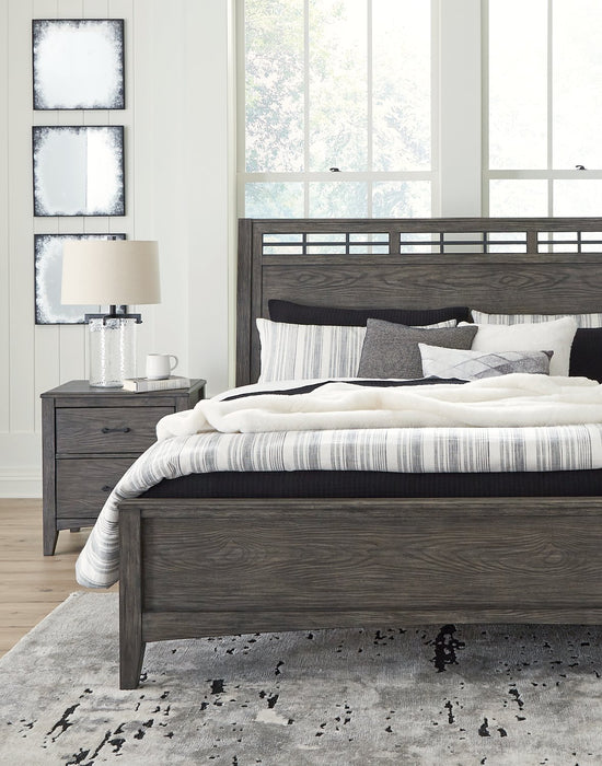 Montillan Bedroom Set