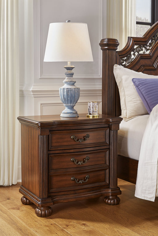 Lavinton Nightstand - Affordable Home Luxury