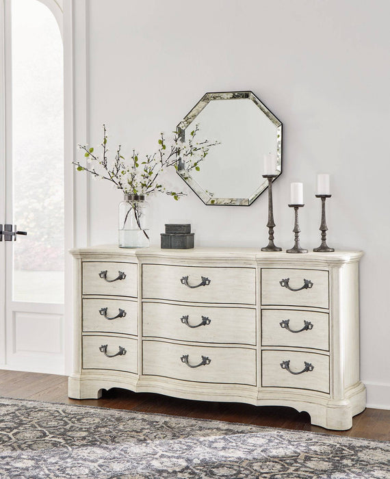 Arlendyne Dresser and Mirror - Affordable Home Luxury