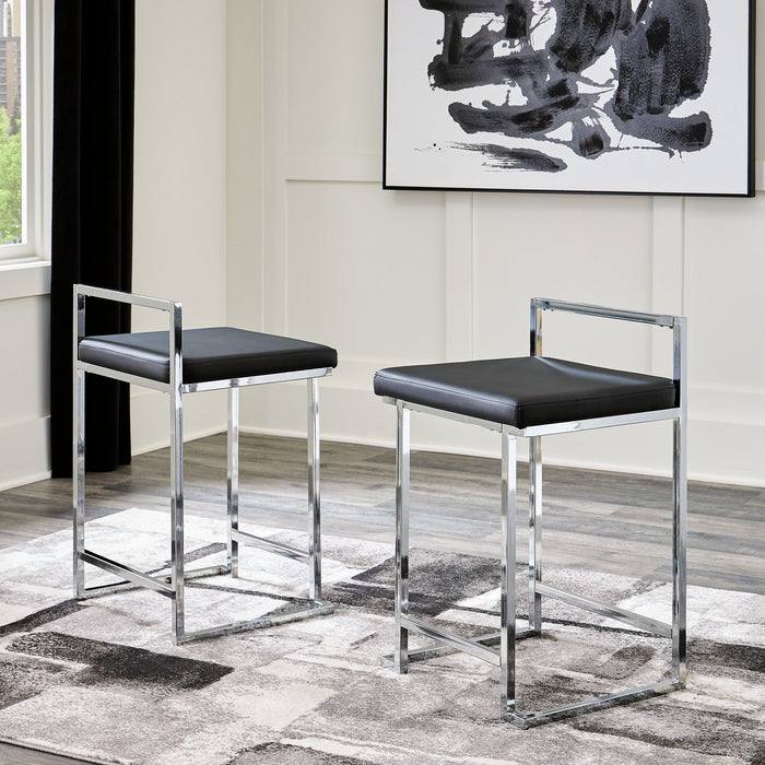 Madanere Counter Height Bar Stool - Affordable Home Luxury