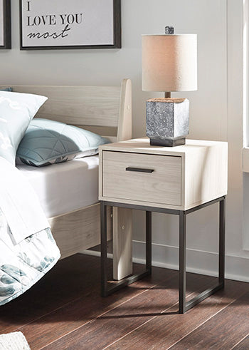 Socalle Nightstand - Affordable Home Luxury