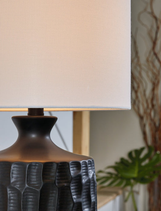 Ellisley Table Lamp - Affordable Home Luxury