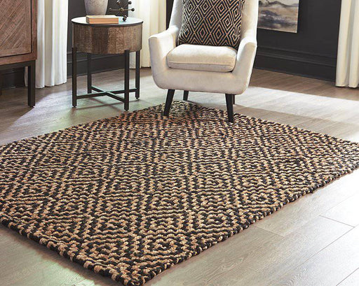 Broox 5' x 7' Rug - Affordable Home Luxury