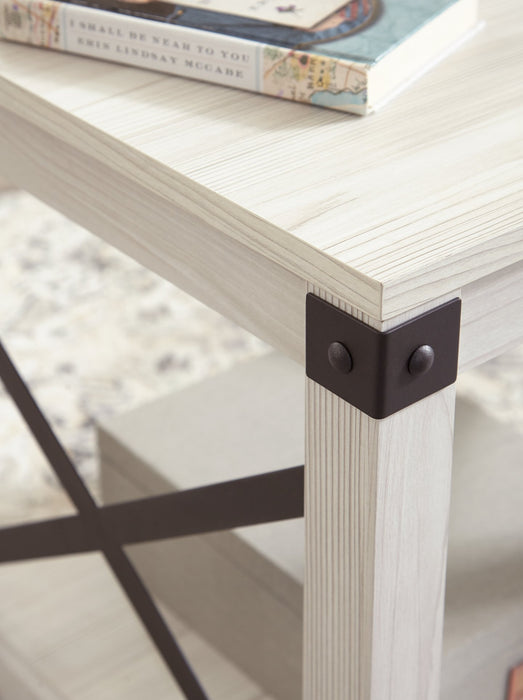 Bayflynn End Table - Affordable Home Luxury