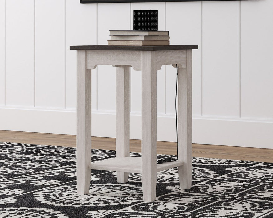 Dorrinson Chairside End Table - Affordable Home Luxury