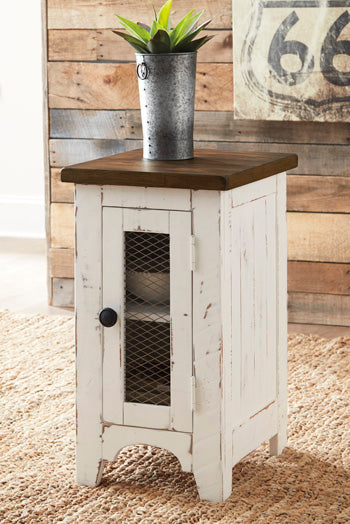 Wystfield Chairside End Table - Affordable Home Luxury