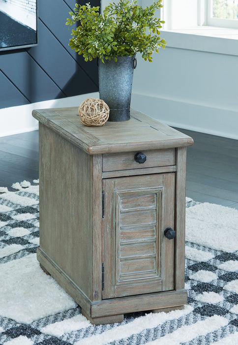 Moreshire Chairside End Table - Affordable Home Luxury