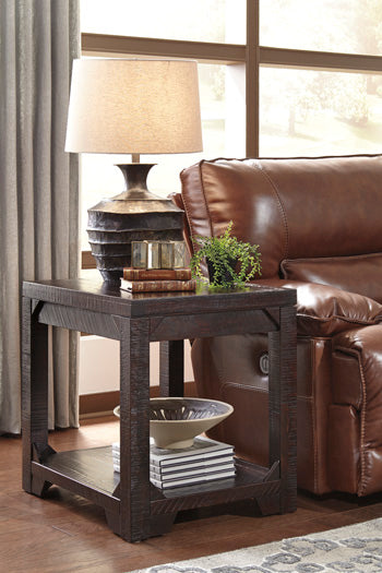 Rogness End Table Set - Affordable Home Luxury