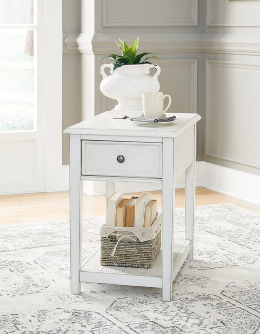 Kanwyn End Table - Affordable Home Luxury