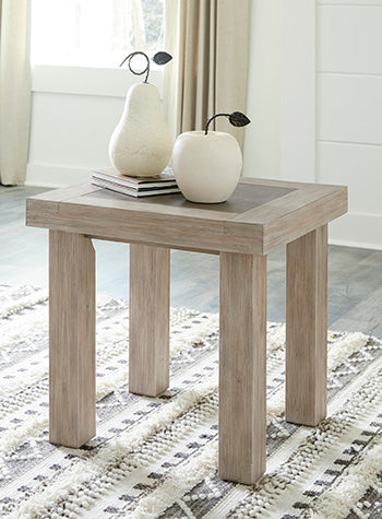 Hennington End Table - Affordable Home Luxury